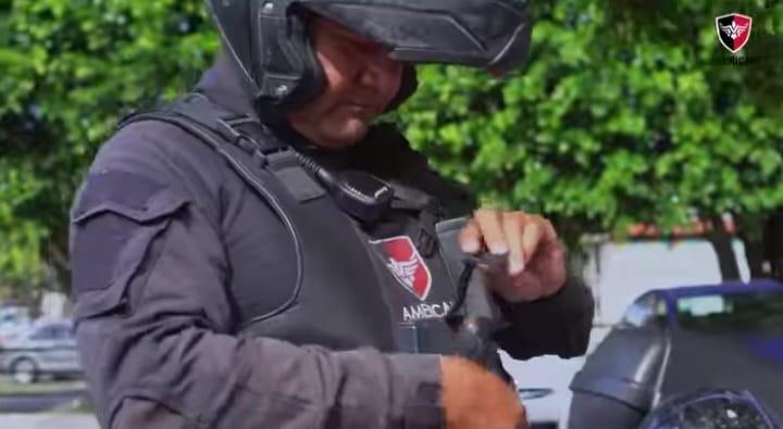 Oficiales de seguridad