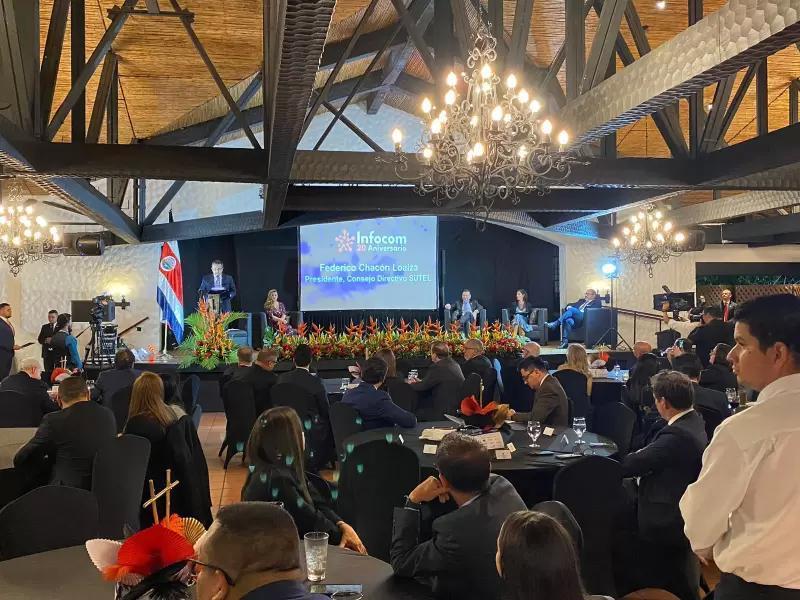 Convenciones y Asambleas