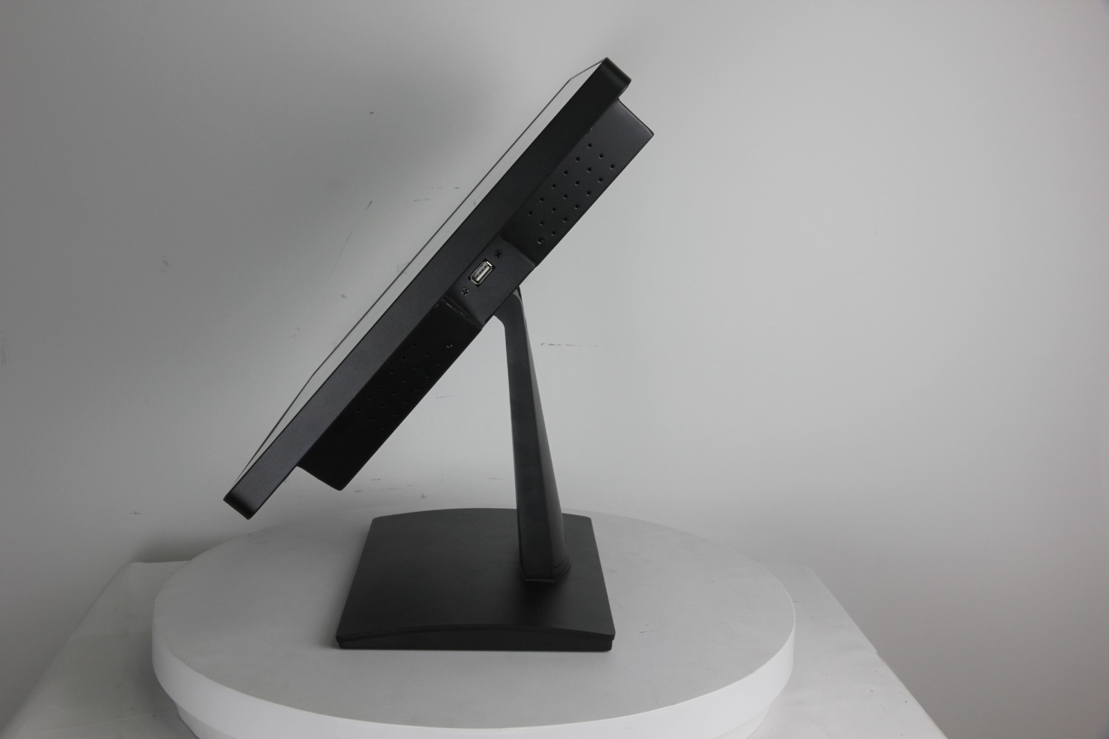 Monitor Touch 15" - imagen 2