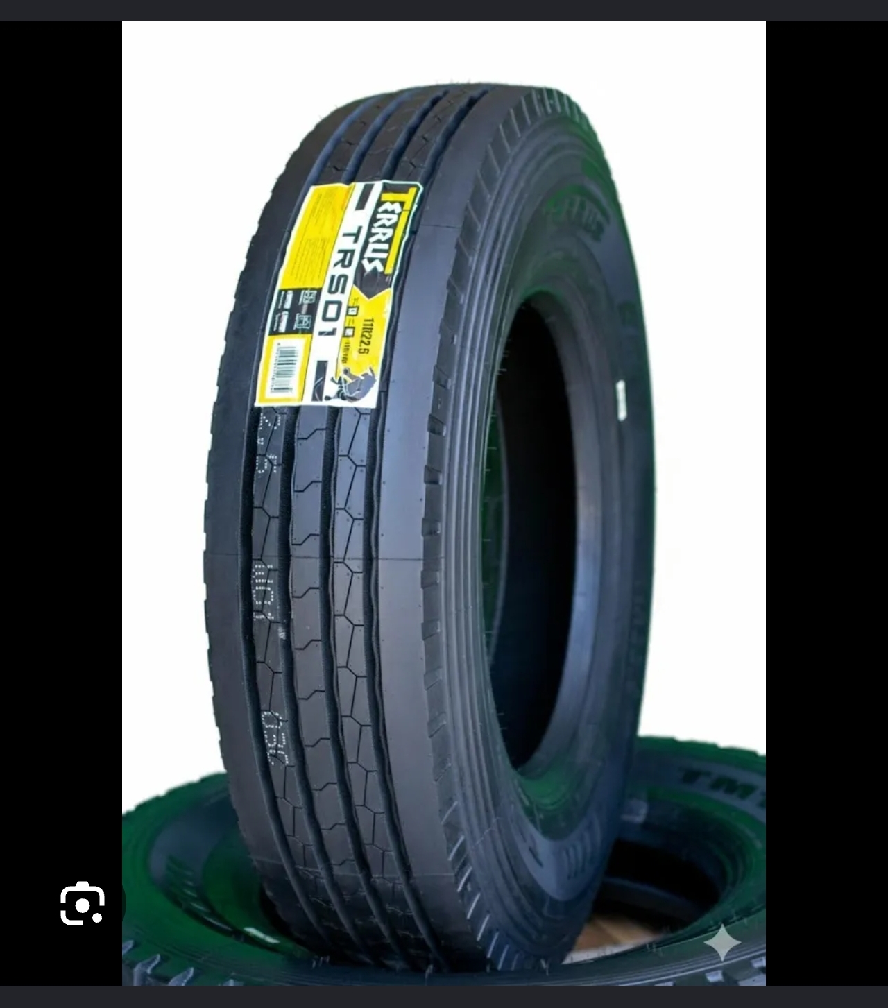 Llanta 295/75R22.5, taco liso